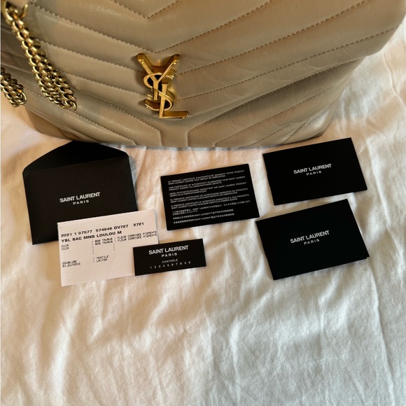 Saint Laurent Medium Loulou bag in good condition - Picture 5 of 6